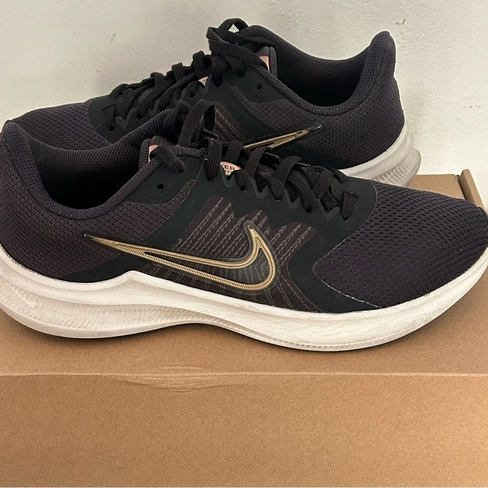 Nike Black and Gold Athletic Sneakers